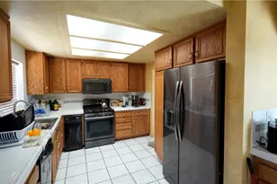 14049 Trigger, Victorville, CA 92392 - Photo 24