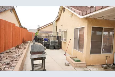 14049 Trigger, Victorville, CA 92392 - Photo 28