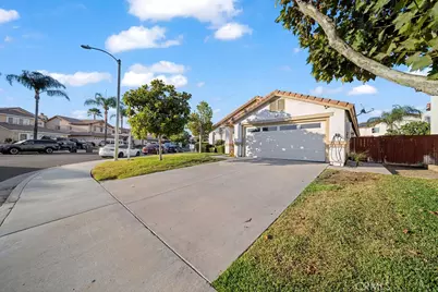 25761 Calle Agua, Moreno Valley, CA 92551 - Photo 4