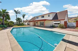 26271 Edgemont Dr, Highland, CA 92346 - Photo 30