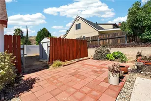 26271 Edgemont Dr, Highland, CA 92346 - Photo 32