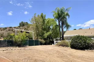 15025 Amorose, Lake Elsinore, CA 92530 - Photo 16