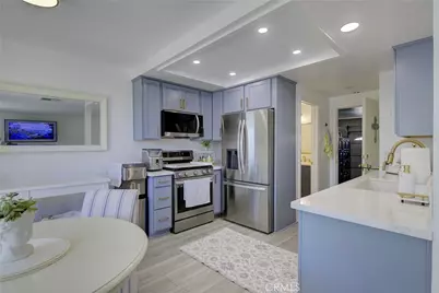 17572 Van Buren, Huntington Beach, CA 92647 - Photo 14