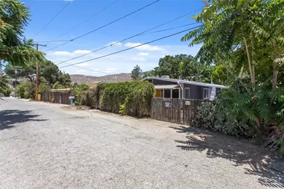 25952 Valle Vue Place, Hemet, CA 92544 - Photo 2