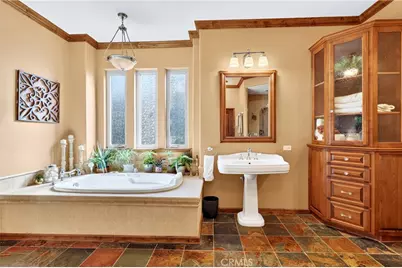 27360 Elmwood, Lake Arrowhead, CA 92352 - Photo 60