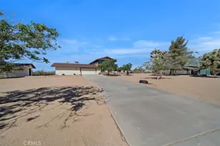 59187 Mesa Dr, Yucca Valley, CA 92284 - Photo 42