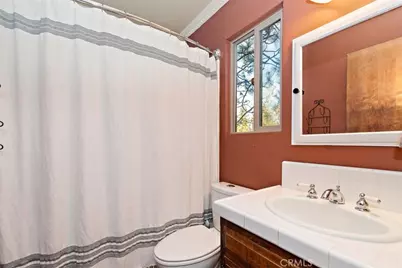 1241 Innsbruck, Lake Arrowhead, CA 92352 - Photo 22