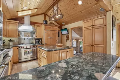 447 Cienega, Big Bear Lake, CA 92315 - Photo 32