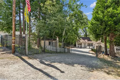 26472 Lake Forest, Twin Peaks, CA 92391 - Photo 20