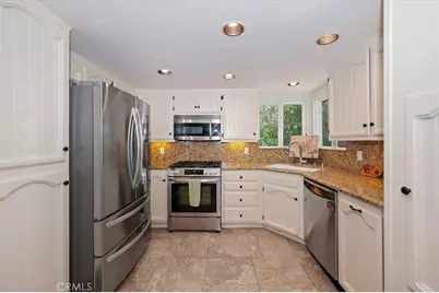 334 Highland Drive, Lake Arrowhead, CA 92352 - Photo 14