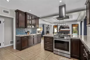 609 Cardinal Ln, Redlands, CA 92374 - Photo 12