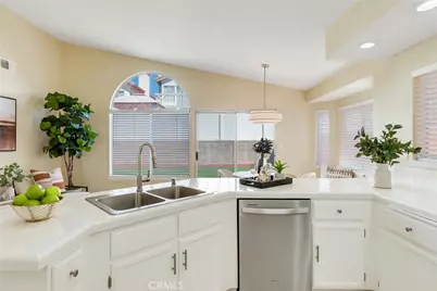 40115 Ravenwood, Murrieta, CA 92562 - Photo 10