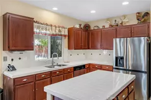 11183 Charleston, Adelanto, CA 92301 - Photo 8