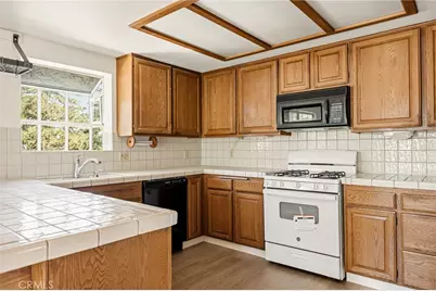 30930 Glen Oak, Running Springs, CA 92382 - Photo 6
