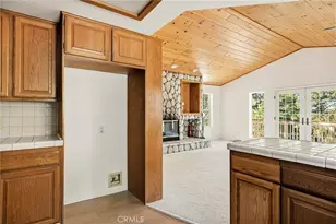 30930 Glen Oak, Running Springs, CA 92382 - Photo 8