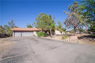 8899 Camphor Ave, Hesperia, CA 92345 - Photo 2