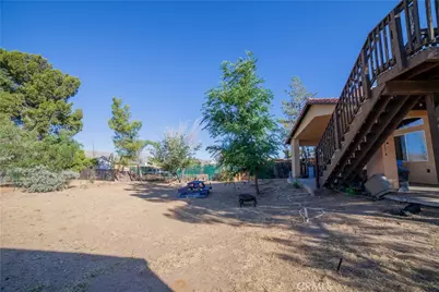 8899 Camphor Avenue, Hesperia, CA 92345 - Photo 12