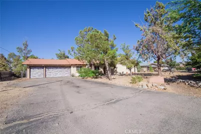 8899 Camphor Avenue, Hesperia, CA 92345 - Photo 2