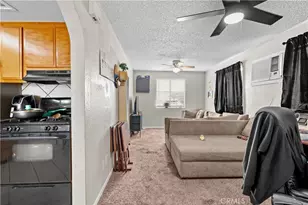 243 W C St, Colton, CA 92324 - Photo 20