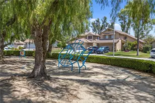 29201 Palm View, Highland, CA 92346 - Photo 38