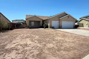 13003 Lehigh Ct, Victorville, CA 92392 - Photo 2