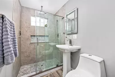 1502 Lakme Avenue, Wilmington, CA 90744 - Photo 12