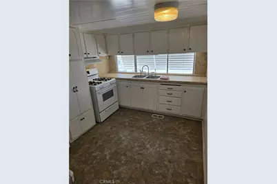 250 Santa Clara, Hemet, CA 92543 - Photo 6