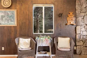 133 Holmes Ln, Sugarloaf, CA 92386 - Photo 10