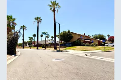 340 Mitchell, Redlands, CA 92374 - Photo 10