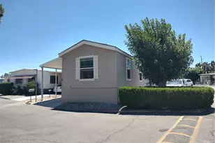 7484 Kickapoo, Yucca Valley, CA 92284 - Photo 2
