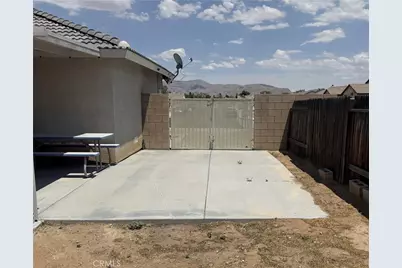 13520 Bordeaux Court, Apple Valley, CA 92308 - Photo 38