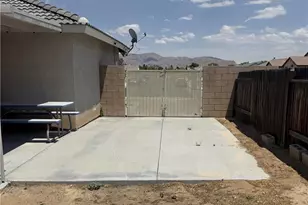 13520 Bordeaux Ct, Apple Valley, CA 92308 - Photo 38