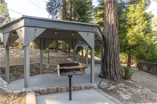 308 Cedarbrook Dr, Twin Peaks, CA 92391 - Photo 50