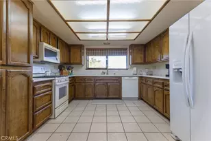 16058 Venango, Apple Valley, CA 92307 - Photo 10