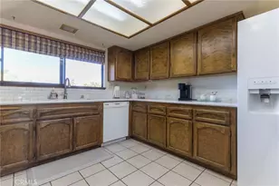 16058 Venango, Apple Valley, CA 92307 - Photo 54