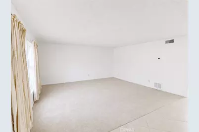 139 E Cypress, Redlands, CA 92373 - Photo 4