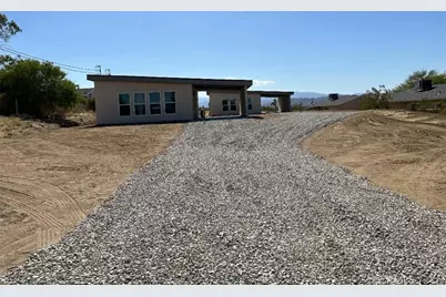 7374 Olympic Road, Joshua Tree, CA 92252 - Photo 2
