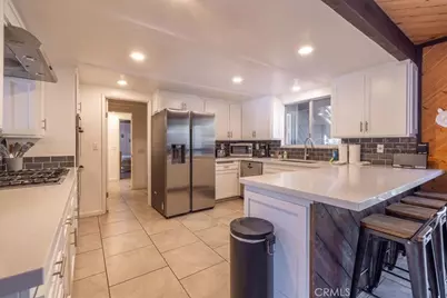 649 St Moritz, Big Bear Lake, CA 92315 - Photo 10