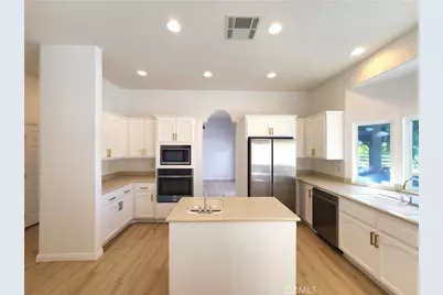 43605 Los Gatos, Temecula, CA 92590 - Photo 12
