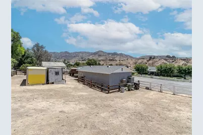7080 Reche Canyon Road, Colton, CA 92324 - Photo 32