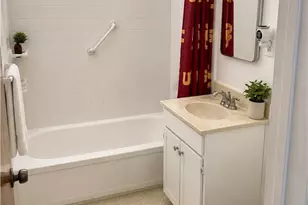 1727 Van Tress, Wilmington, CA 90744 - Photo 8