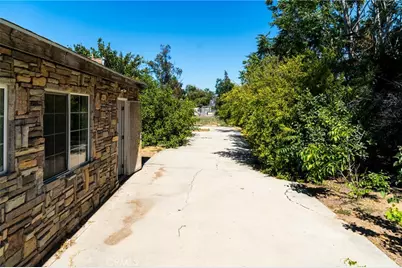 6594 Smith, Jurupa Valley, CA 91752 - Photo 20