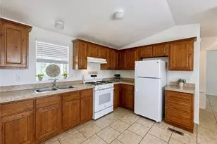 12995 6th, Yucaipa, CA 92399 - Photo 6