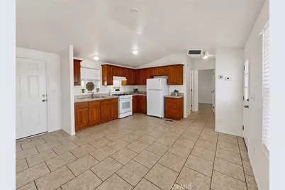 12995 6th #3, Yucaipa, CA 92399 - Photo 2