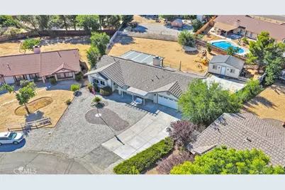 19121 Nimshew Road, Apple Valley, CA 92308 - Photo 8