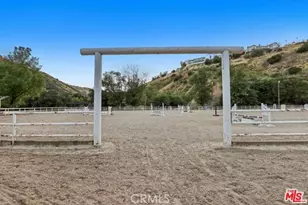 19 Round Up Rd, Bell Canyon, CA 91307 - Photo 62