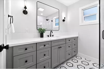 10553 McBroom Street, Sunland, CA 91040 - Photo 34