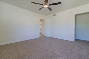 18087 San Bernardino, Bloomington, CA 92316 - Photo 42