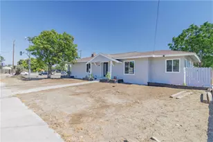 18087 San Bernardino, Bloomington, CA 92316 - Photo 2