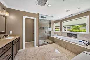 21 W Hilton Ave, Redlands, CA 92373 - Photo 20